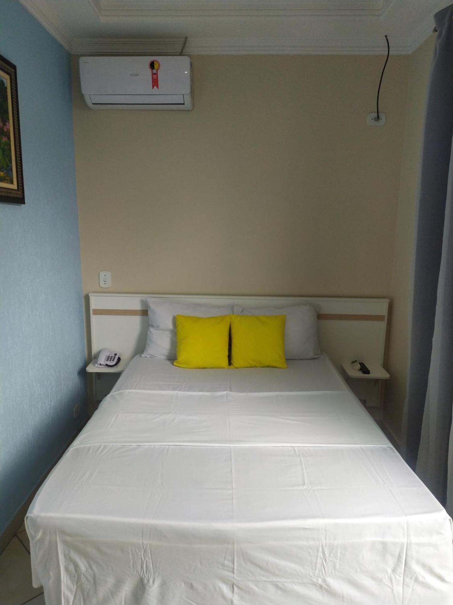 Hotel Dayse Сантана-де-Парнаіба Номер фото